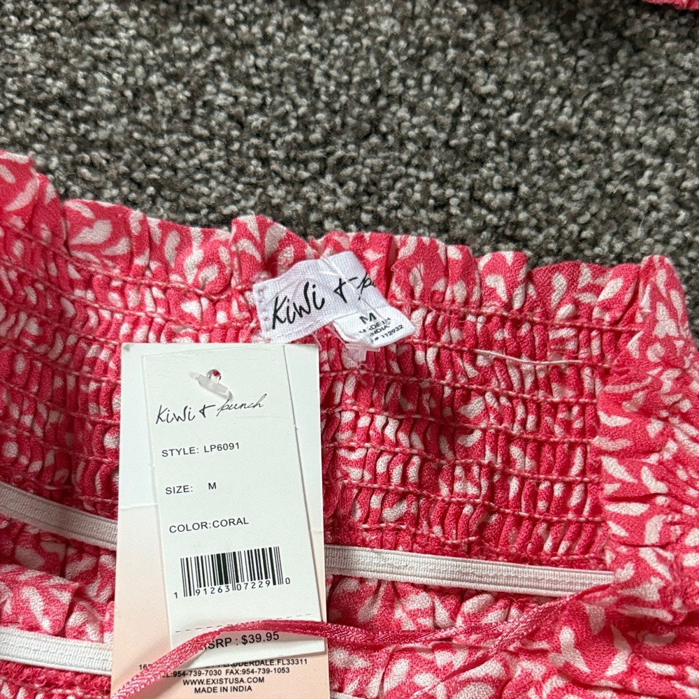 Pink Ruffle Off-Shoulder Set - Picture 3 of 3